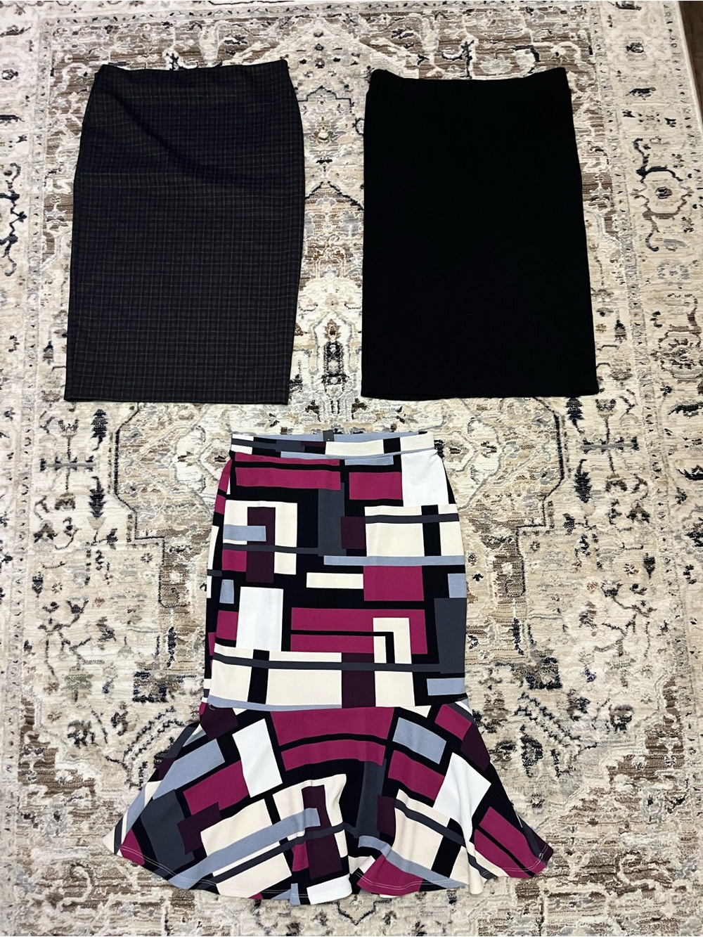 Lot of 3 Womens Shin Length Skirts Size Large